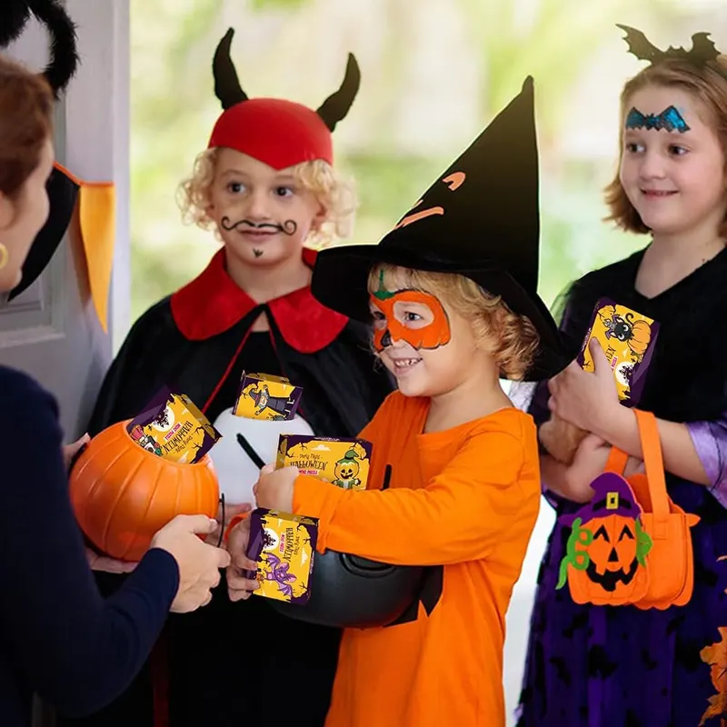 24 Halloween Mini Jigsaw Puzzles, view 4